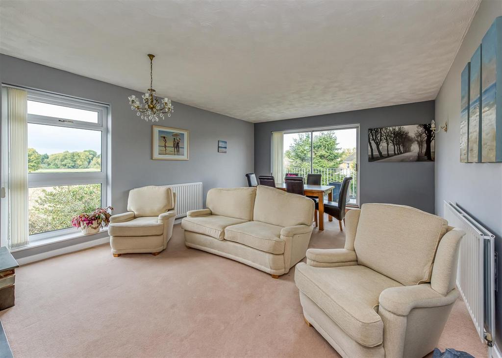 6 St Johns close-Sitting Room (3).jpg