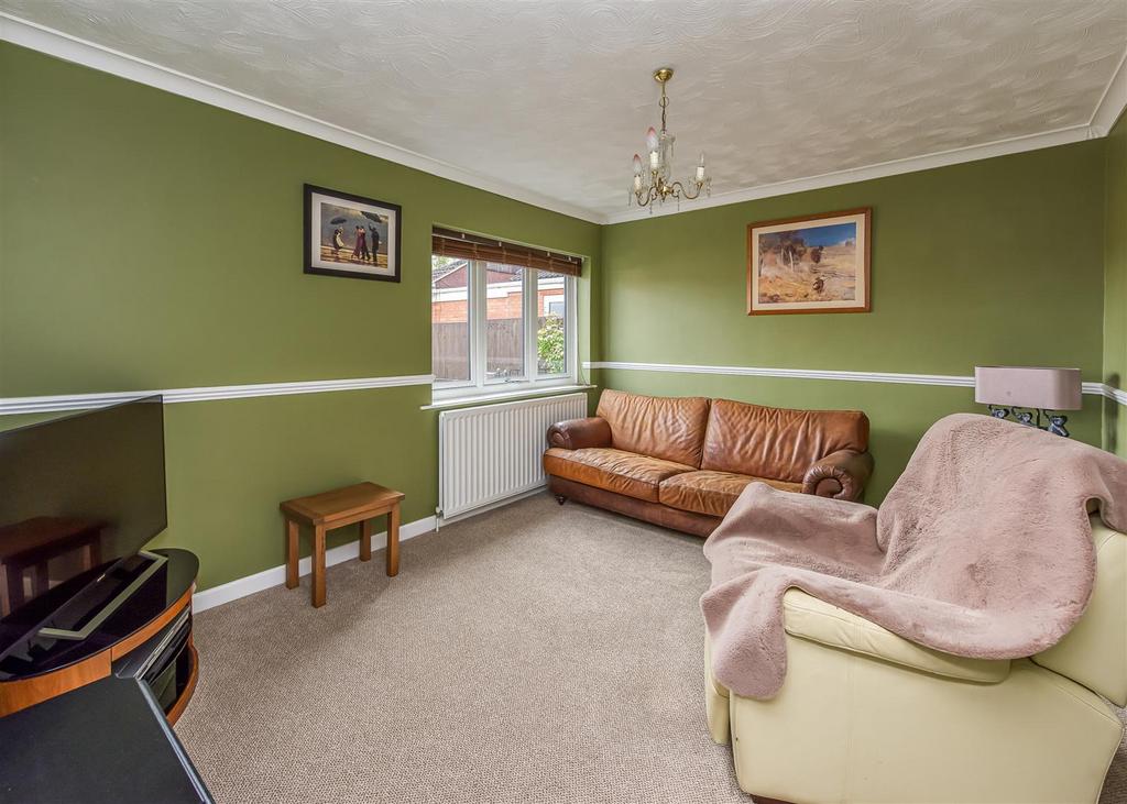 6 St Johns close-Study.jpg