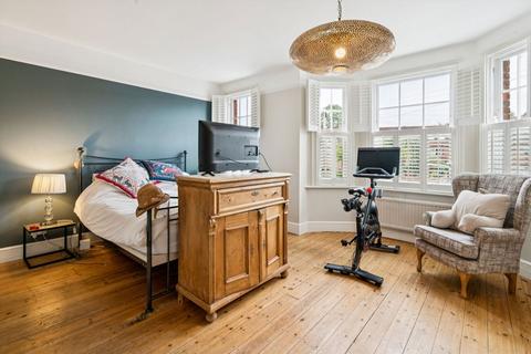 undefined, Springfield Meadows, Weybridge KT13