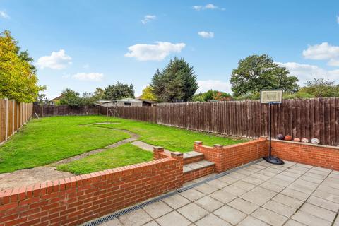 3 bedroom detached house for sale, Lewes Way, Rickmansworth WD3