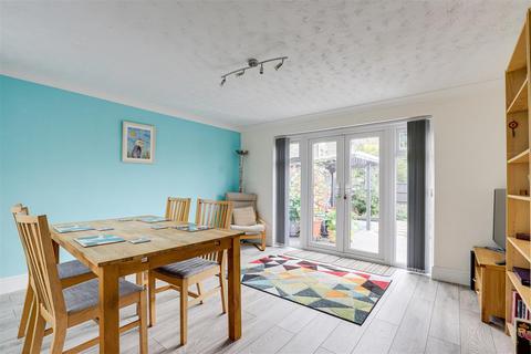 undefined, Bracken Close, Carlton NG4