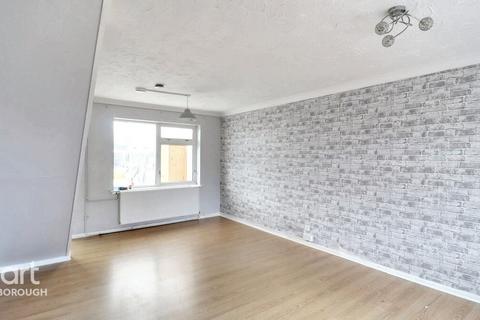 3 bedroom semi-detached house for sale, Tollgate, Bretton