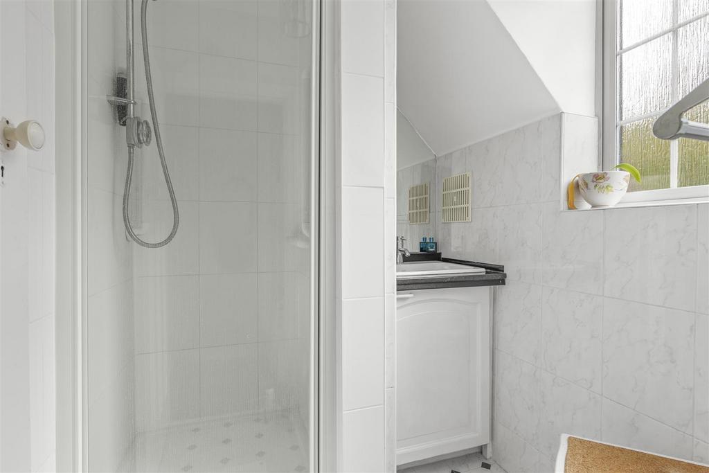 First floor shower room