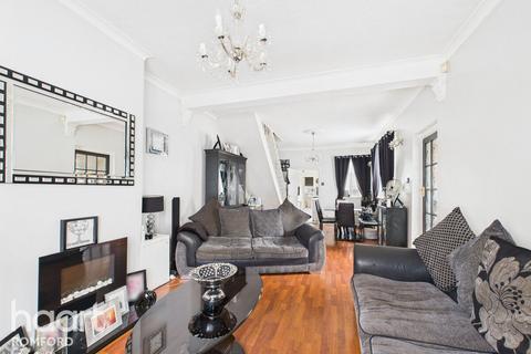 Willow Street, Romford, RM7 7LJ