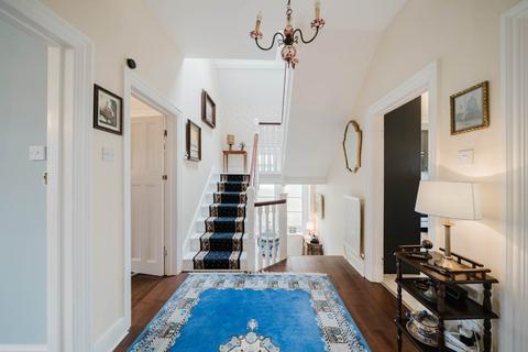 3 bedroom flat for sale, Quantock Road, South Ward - Wow Factor