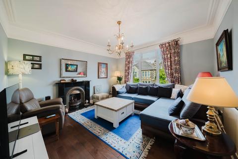 3 bedroom flat for sale, Quantock Road, South Ward - Wow Factor