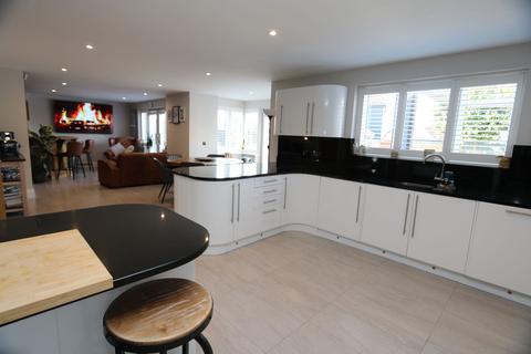 undefined, Heol Pearetree, Rhoose, CF62
