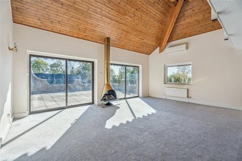 2 bedroom duplex for sale, Carew Road, Northwood, Middlesex, HA6