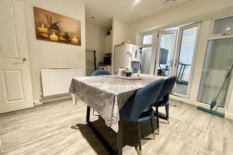 3 bedroom semi-detached house for sale, Jamie Marcus Way, Leicester LE2