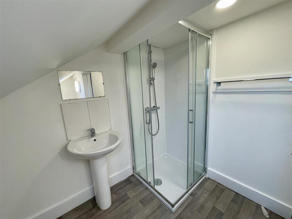 Shower room.jpg
