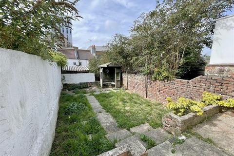 1 bedroom in a house share to rent, Redvers Road, Brighton