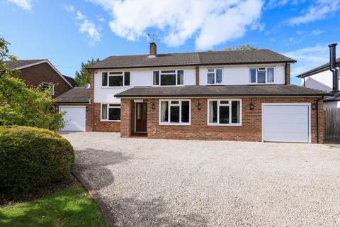 undefined, Round Oak Road, Weybridge, Surrey, KT13
