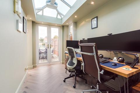 3 bedroom end of terrace house for sale, Sherwood Park Avenue, Sidcup, DA15