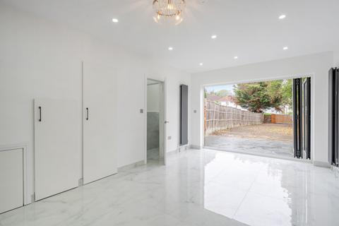 undefined, Alberta Avenue, Cheam, Sutton, Surrey, SM1