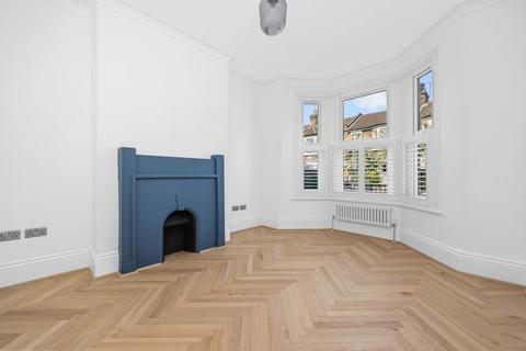 86 Twickenham Road, London, E11 4BW