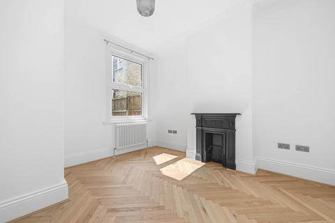 86 Twickenham Road, London, E11 4BW