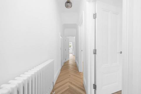 86 Twickenham Road, London, E11 4BW