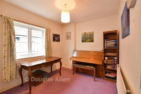 undefined, Nevendon Road, Wickford, Essex