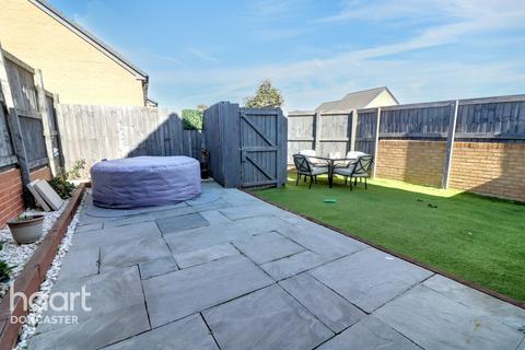 2 Flying Fox Crescent, Edlington, Doncaster, DN12 1DQ