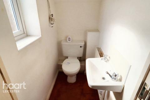 3 bedroom end of terrace house for sale, Bestwood Close, Leicester