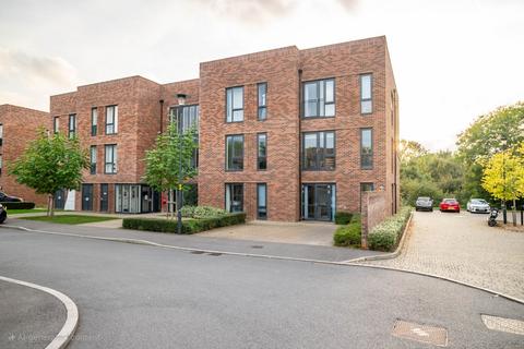 2 bedroom apartment for sale, Barnes Wallis Way, St. Albans AL2