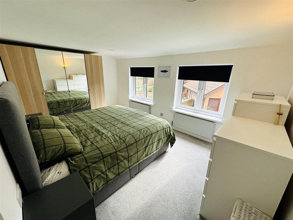Bedroom1.jpg