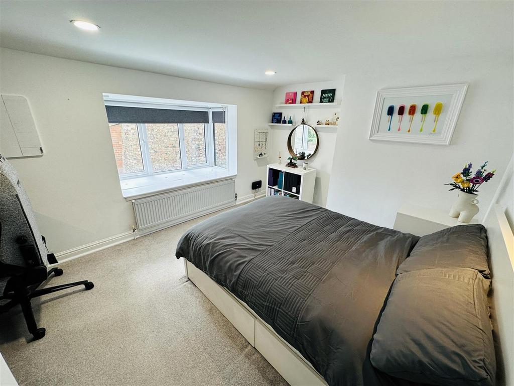 Bedroom2.jpg