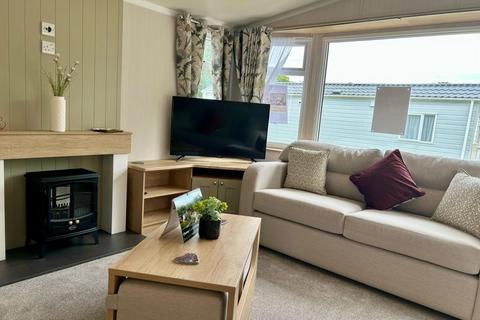 2 bedroom park home for sale, Chantry Country and Leisure Park