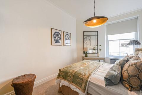 3 bedroom flat for sale, Basil Street, Knightsbridge, London, SW3