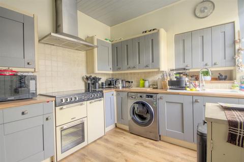 2 bedroom terraced house for sale, Albion Street, Earby