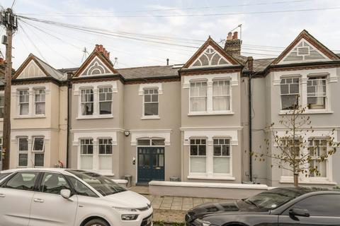 2 bedroom flat to rent, Treport Street, Earlsfield, London, SW18