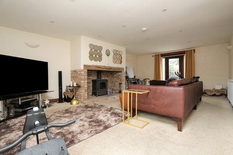 4 bedroom semi-detached house for sale, Felderland Close, Deal, CT14