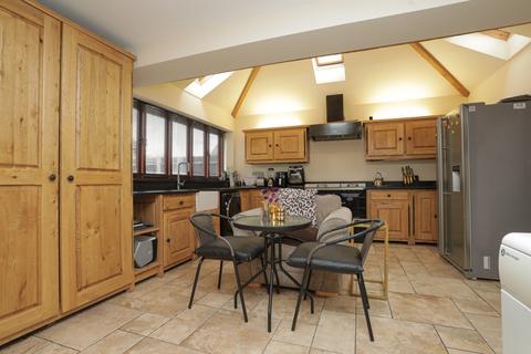 4 bedroom semi-detached house for sale, Felderland Close, Deal, CT14