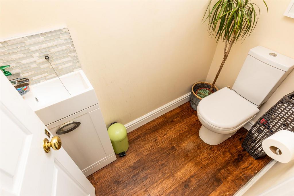 Parkers Close, Brentry WC.jpg