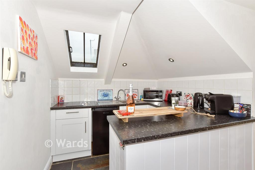 Lounge /Kitchen