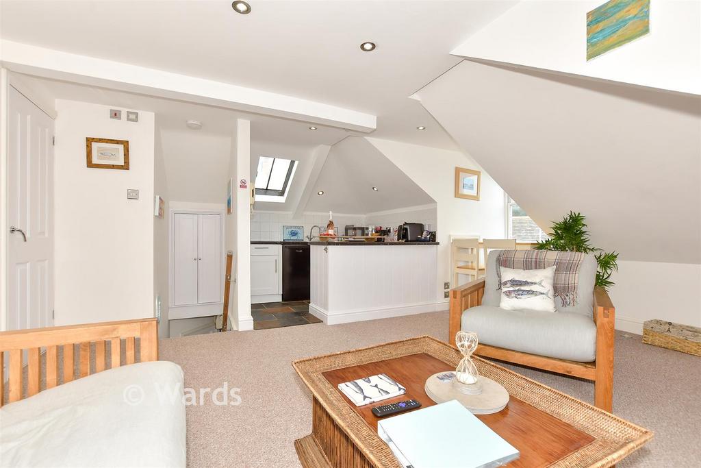 Lounge /Kitchen