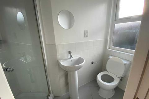 undefined, Duddingston Avenue, Allerton, Liverpool, Merseyside, L18