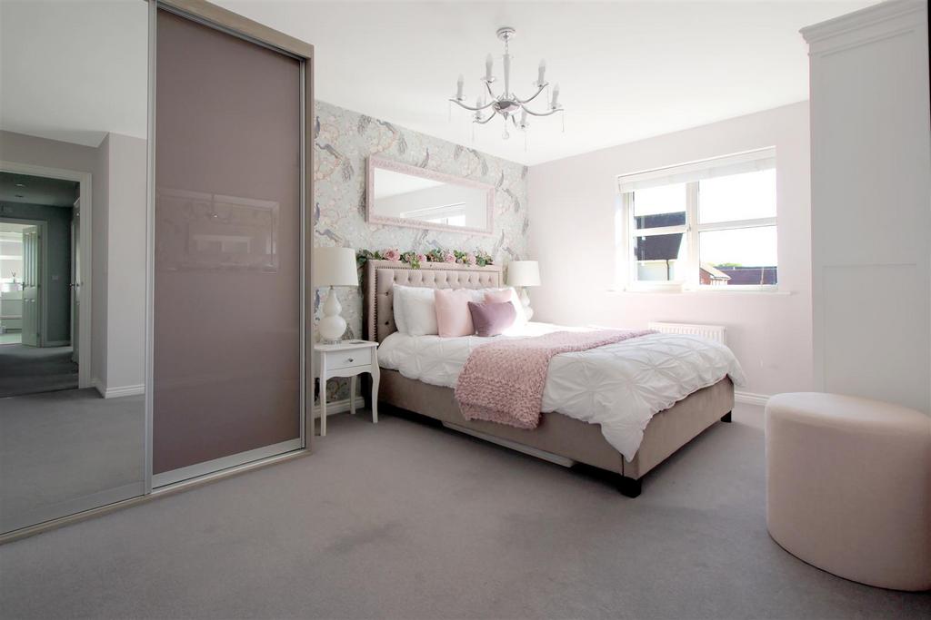 Bed 3.JPG