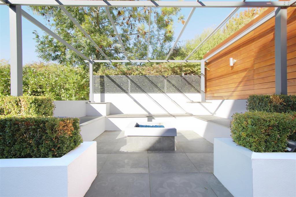 Seating area.JPG