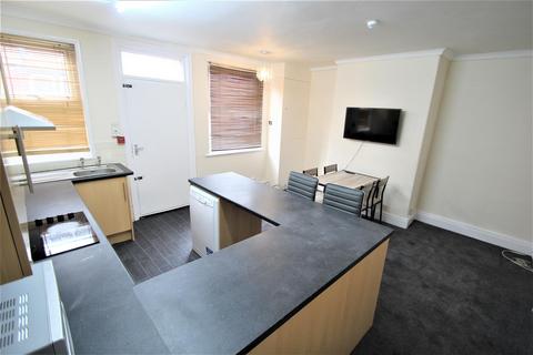 undefined, Headingley Avenue, Headingley, Leeds, LS6 3EP