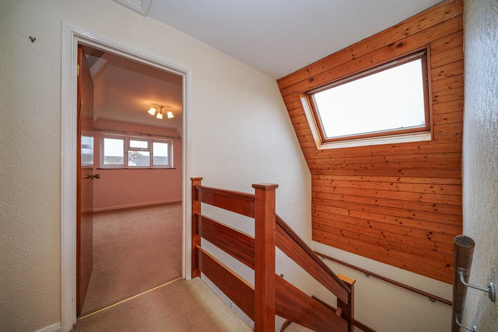 1-Chapel-Drive-1004