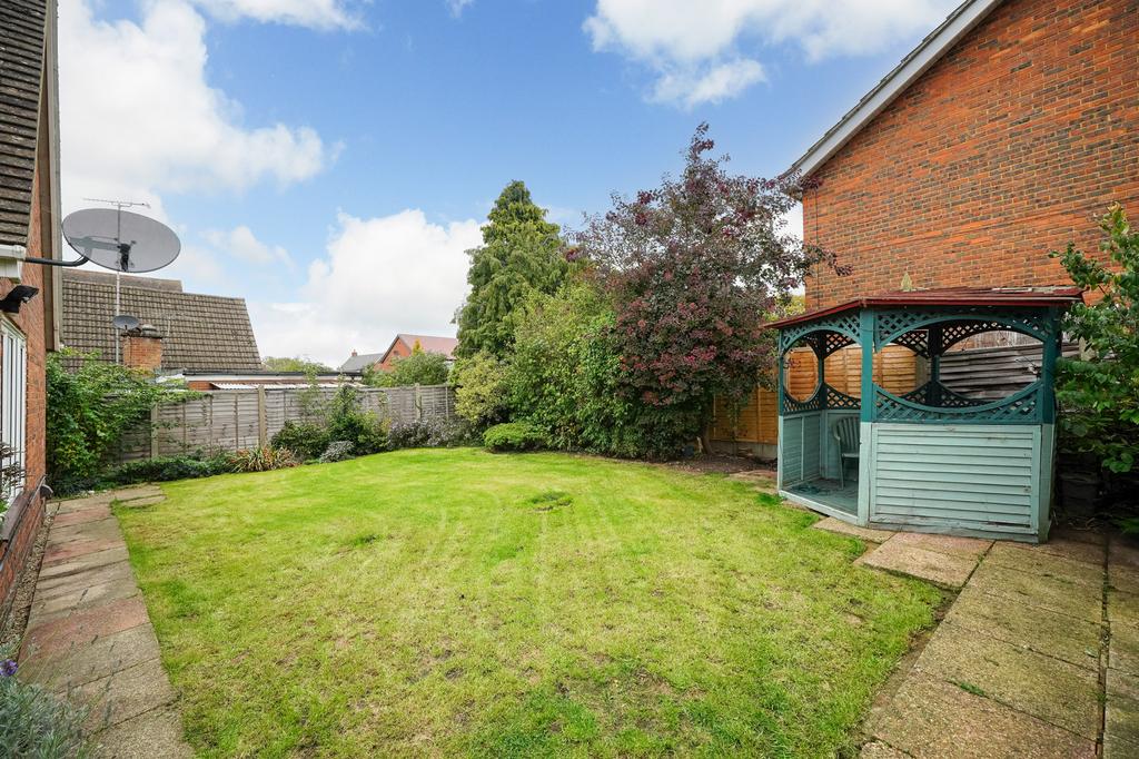 1-Chapel-Drive-1029
