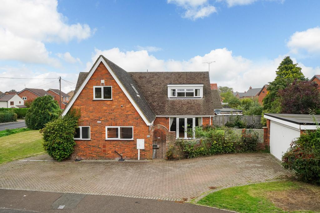 1-Chapel-Drive-1033