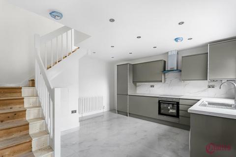 undefined, Castle Close, Hackney, E9
