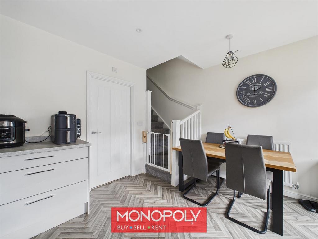 CAM01247 G0-PR0308-STILL026.jpg