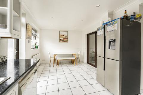 undefined, Enfield, EN3