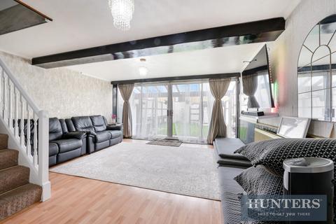 9 Redwood Estate, Hounslow, TW5 9PL