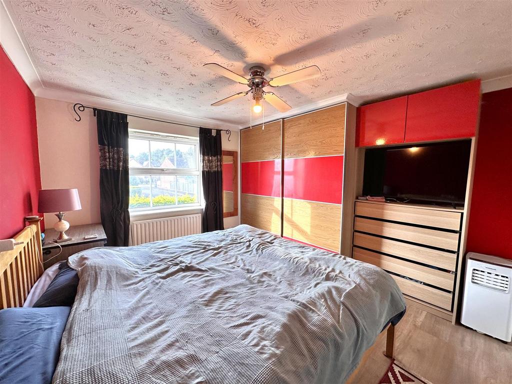 Bedroom One 478