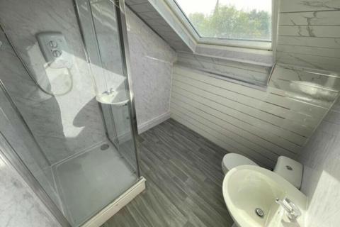 6 bedroom house to rent, Regent Park Terrace, Leeds