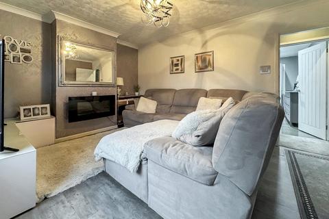 3 bedroom terraced house for sale, High Dewar Road, Rainham, Gillingham, ME8